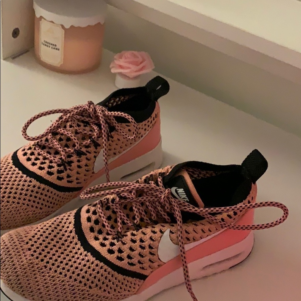 pink nike airmax ultra thea flyknit